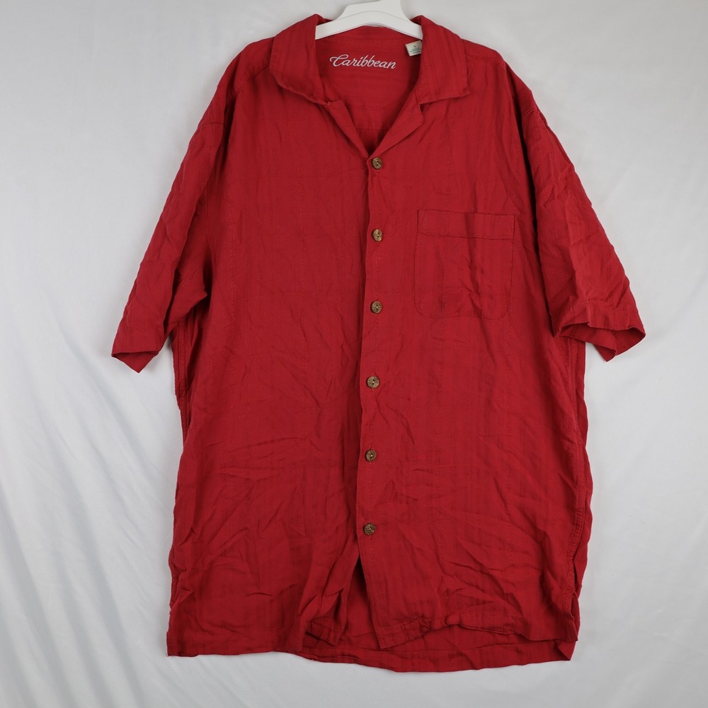 Caribbean Joe Mens Small Button Up Shirt Short Sleeve Red Rayon Camp Casual